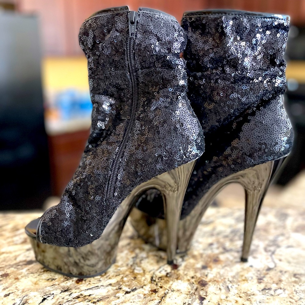 SOLD!!! Black sequin boots with mirror platform!